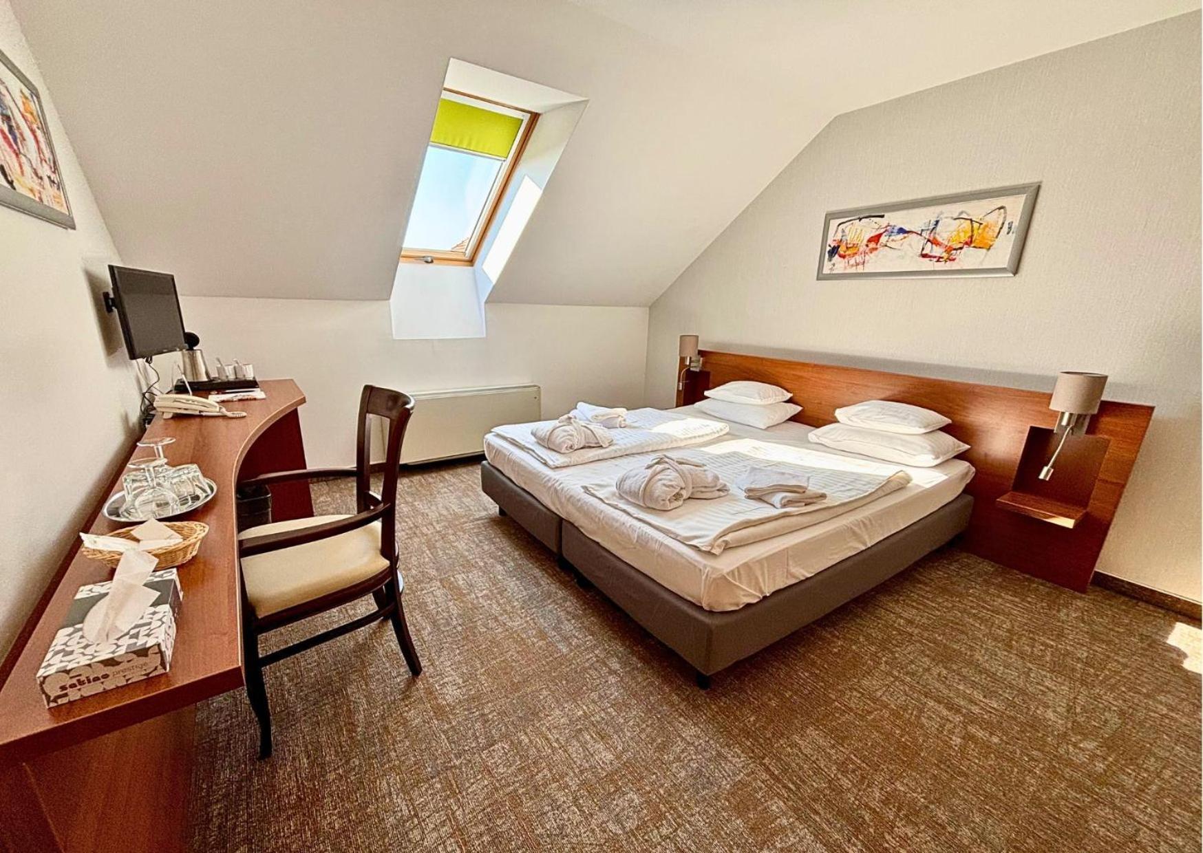 Zenit Wellness Hotel Balaton Вонярцвашхедь Экстерьер фото